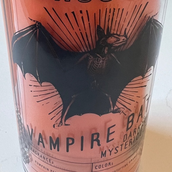 NEW Bloom & Prosper Laveau Pumpkin Scented Candle - Vampire Bat - Picture 3 of 10